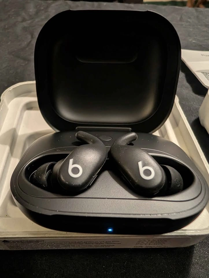 Beats - Powerbeats Fit (Perfect Condition) - photo 5