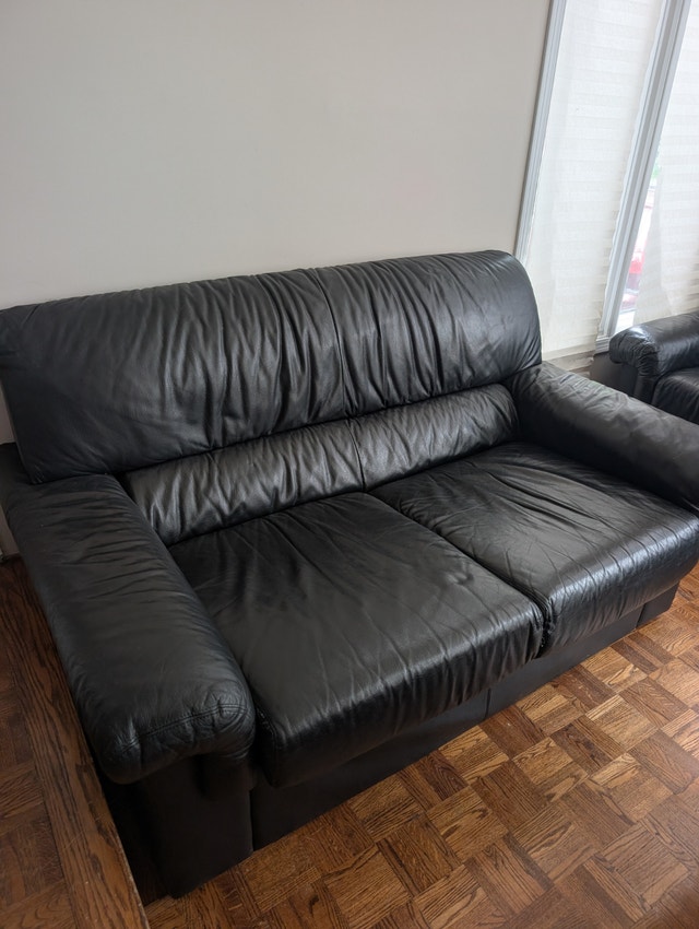 Black Leather Sofa / Loveseat - photo 2
