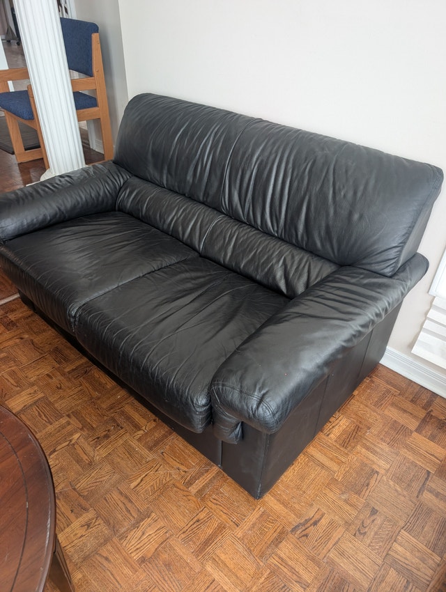 Black Leather Sofa / Loveseat - photo 4
