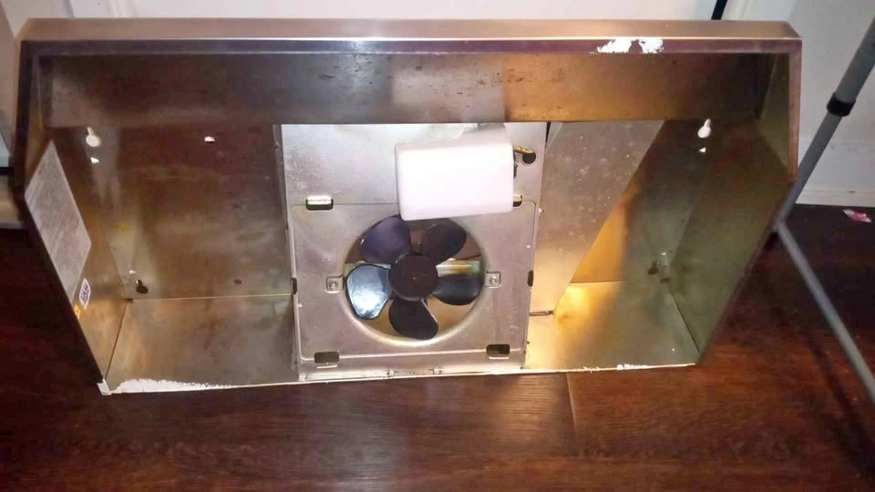 NuTone HDN6400 Range Hood