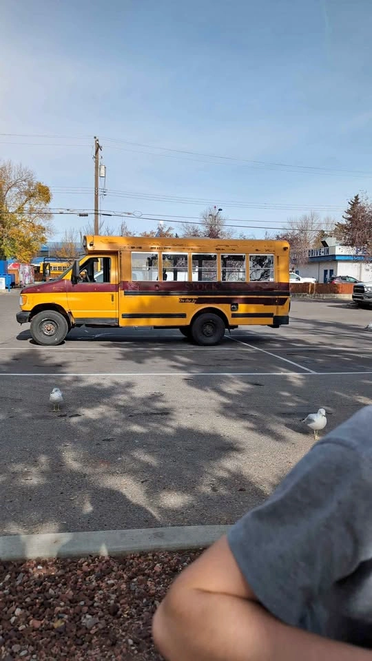 2000 Ford E350 Econoline Bus – 7.3 Powerstroke Diesel