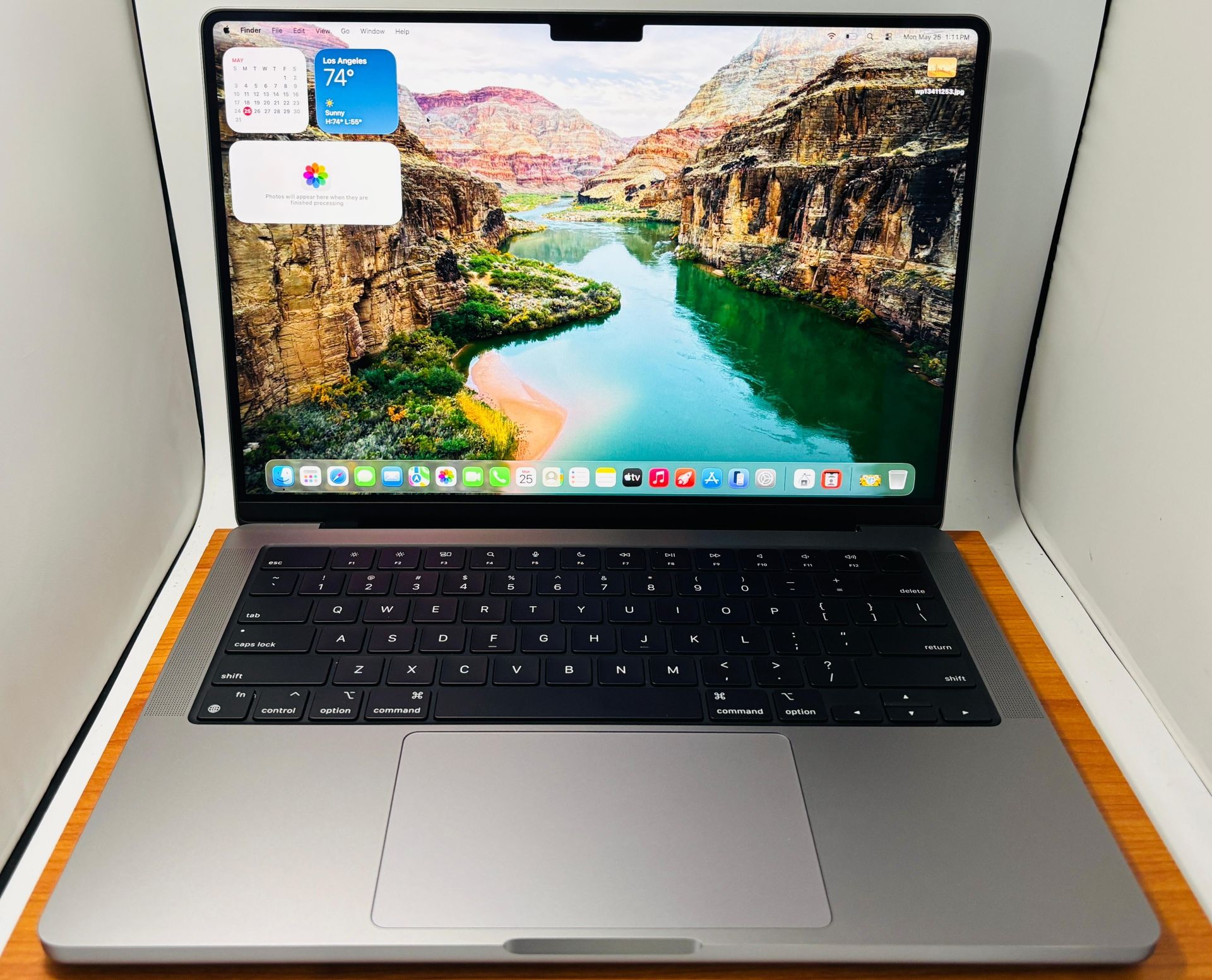 Apple MacBook Pro 14” M3 8GB 512GB SSD Like New