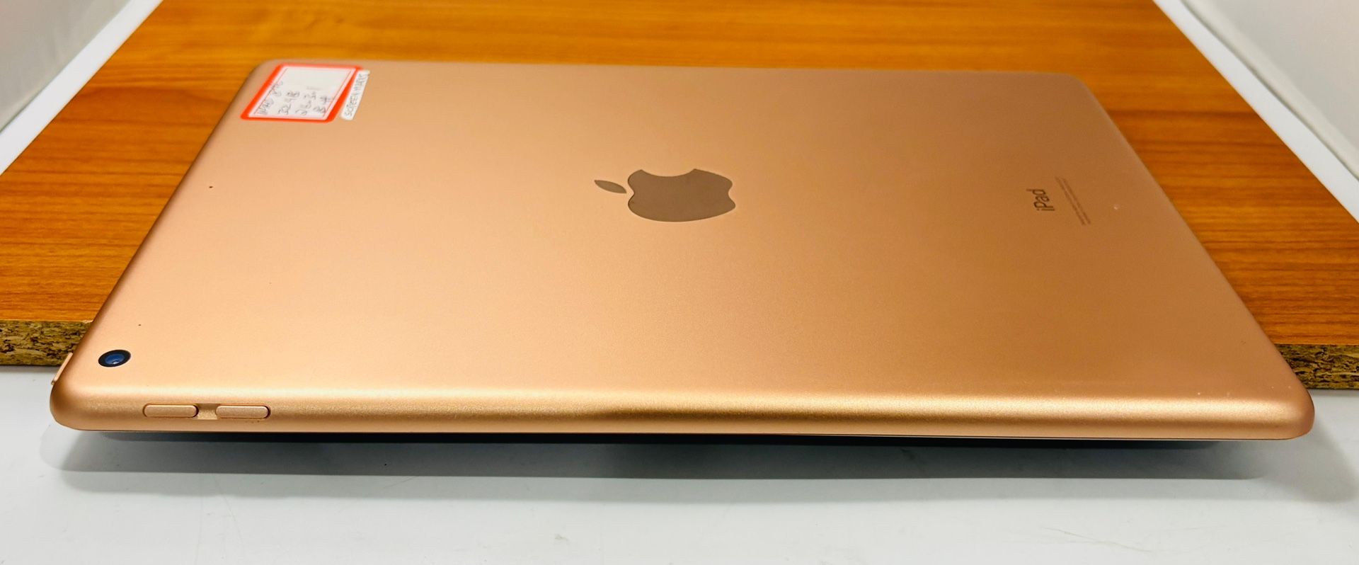 Apple iPad 8 32GB 10.2” Fully Functional - photo 4