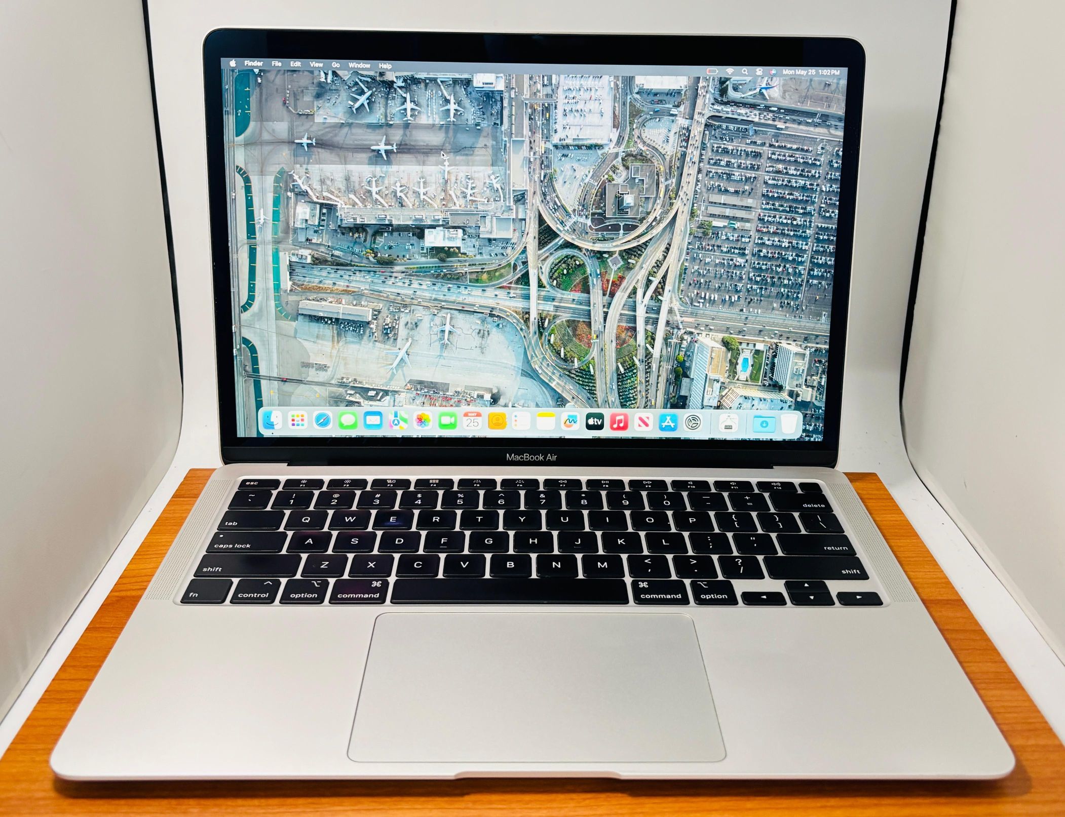 Apple MacBook Air 2020 13” 16GB RAM 512GB SSD