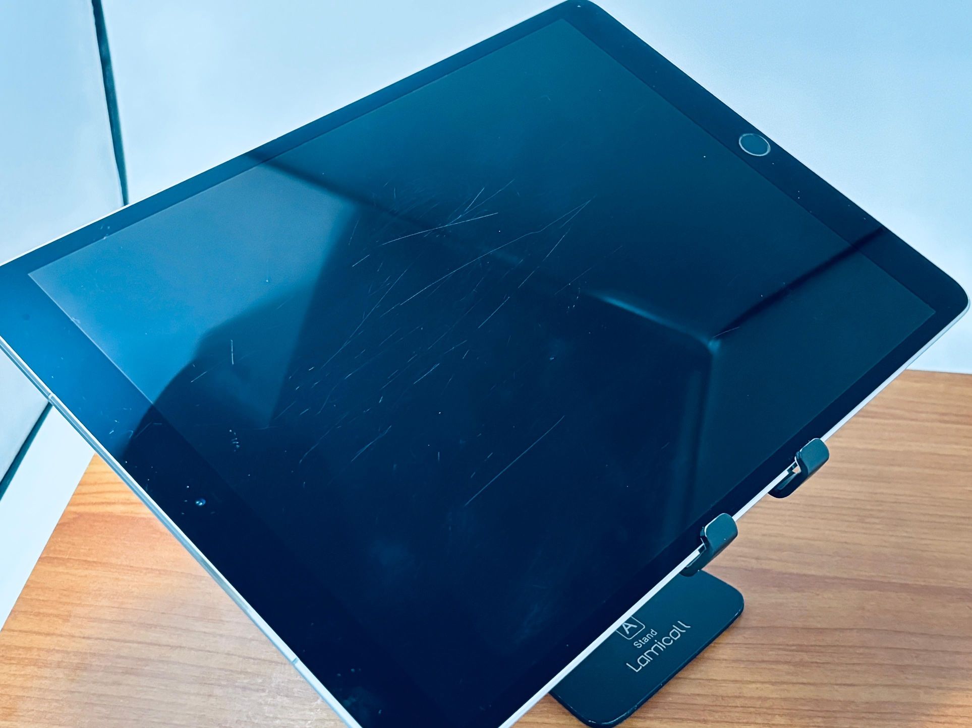 Apple iPad Pro 10.5” 256GB Cellular Fully Functional - photo 2