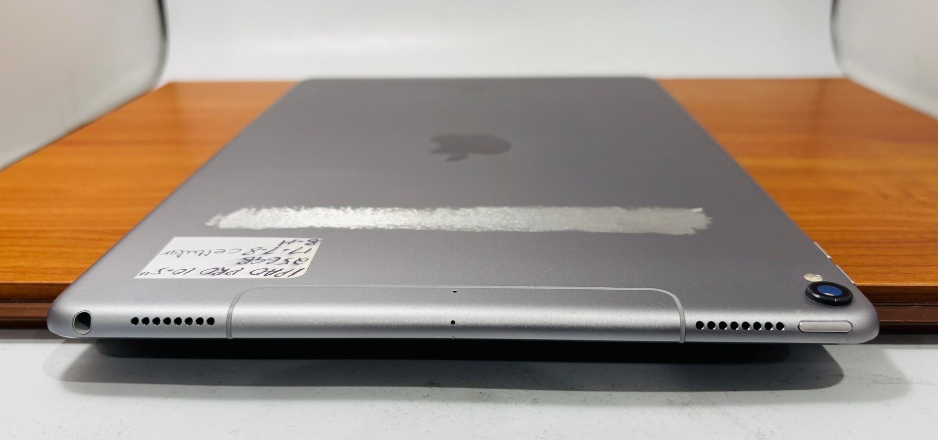 Apple iPad Pro 10.5” 256GB Cellular Unlocked Fully Functional - photo 5