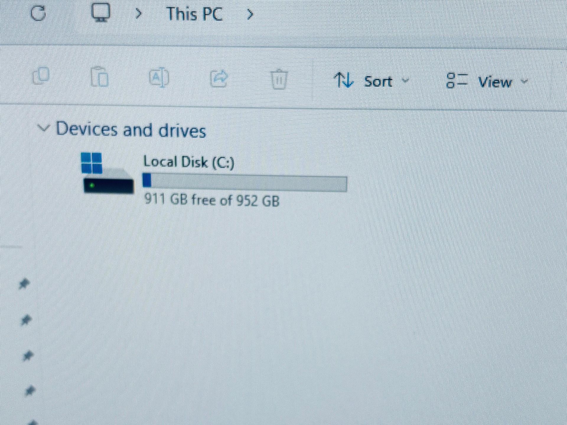 Lenovo 27” All-in-One PC Touchscreen Ryzen 5 16GB RAM 1TB SSD - photo 2