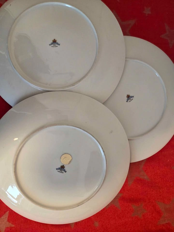 Set of 3 Saji Japan Fine China Gilded Plates - photo 5