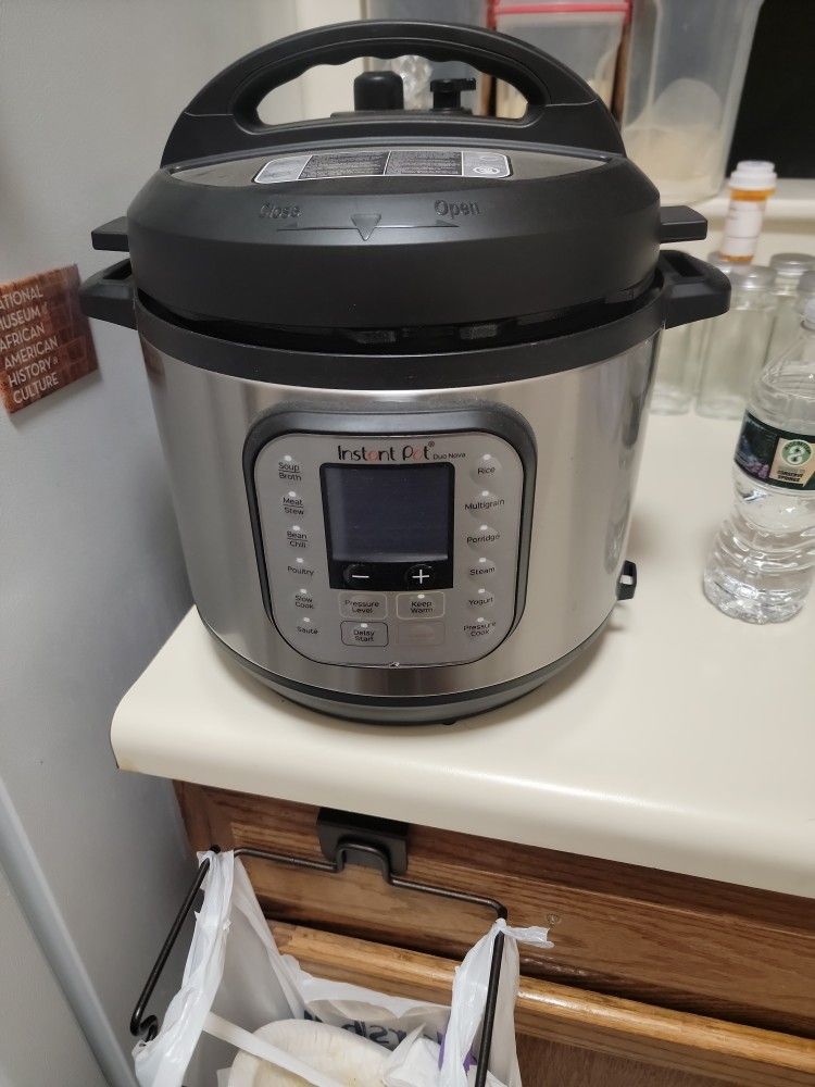 Instant Pot Duo Nova 6qt - photo 2