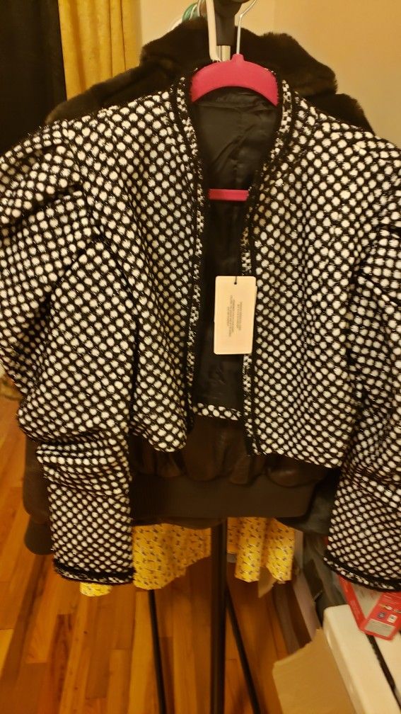 Black And White Crop Blazer Look