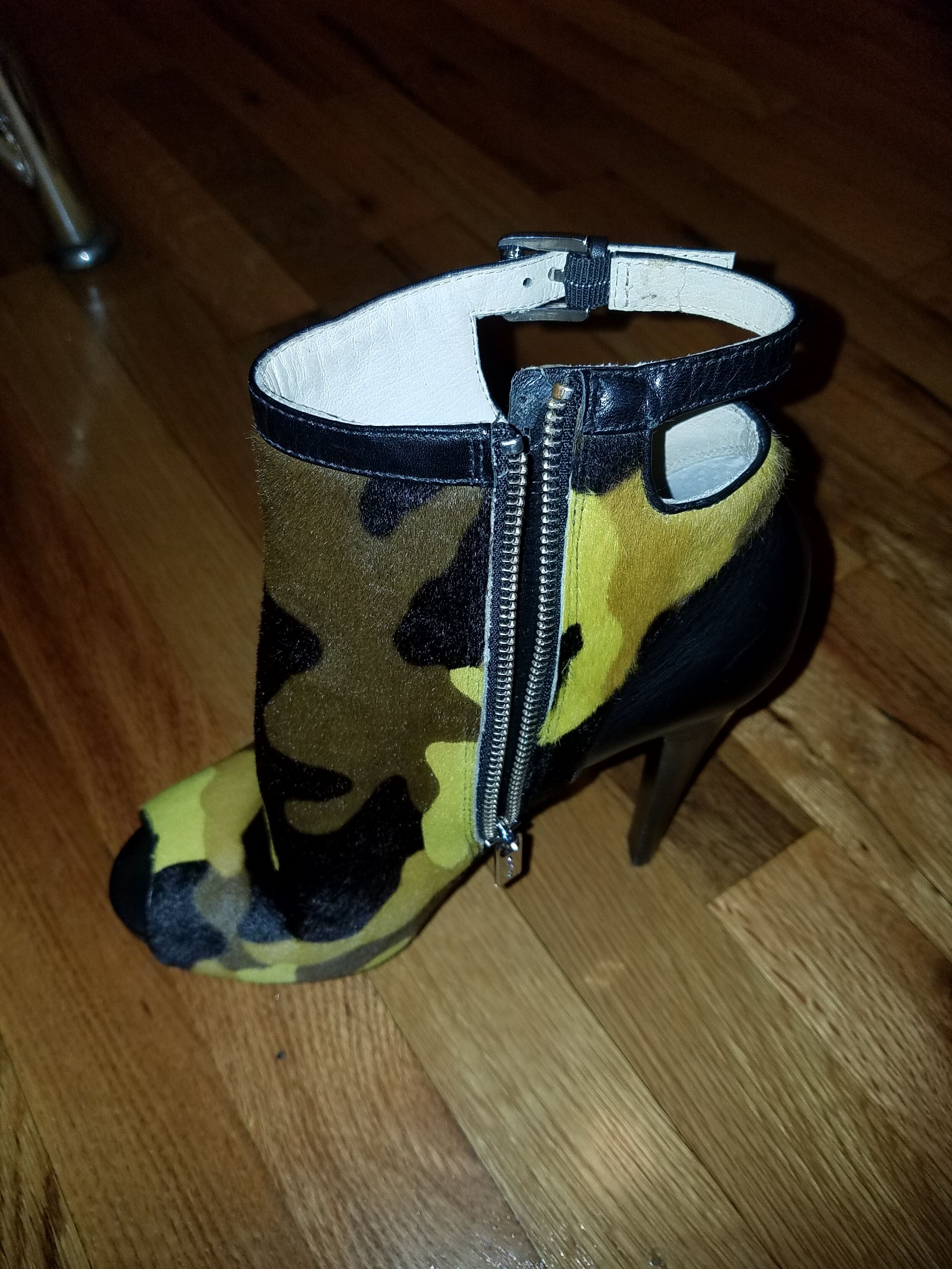 MK boots