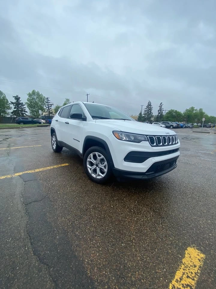 2026 Jeep Compass - photo 4