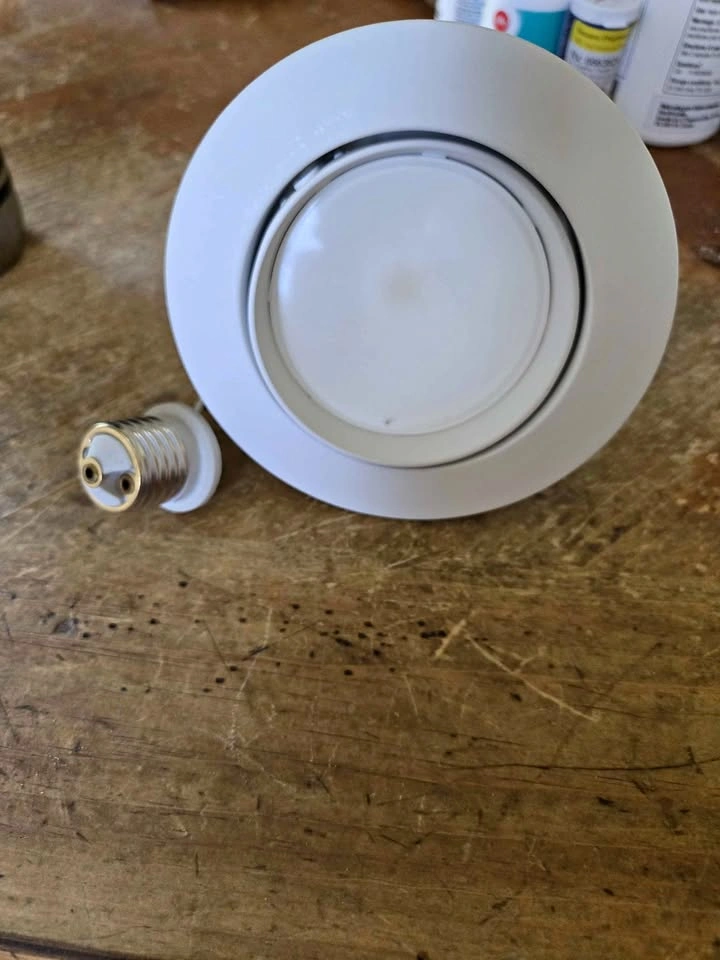 Cooper Lighting LED1699963 Recessed Downlight Retrofit Kit