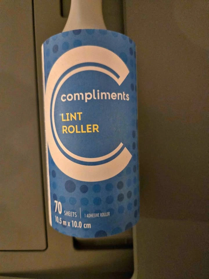 Compliments Lint Roller 70 Sheets
