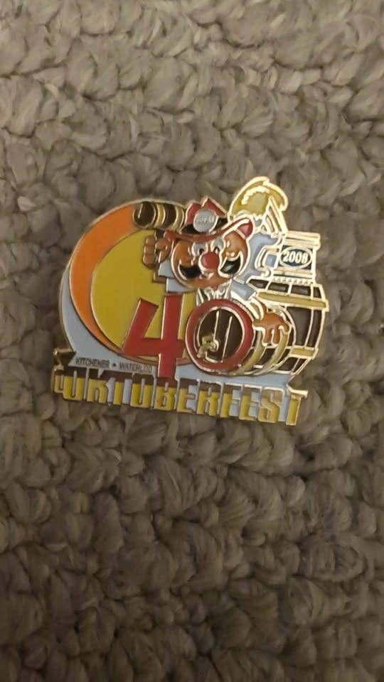 Vintage Kitchener-Waterloo Oktoberfest Pins 1994 and 2008 - photo 3