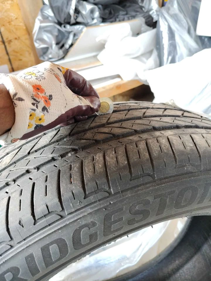 235/55/R19 Bridgestone Turanzo - photo 3