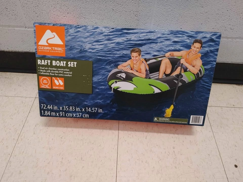 Raft Boat Set for 2 people includes 2 Oars