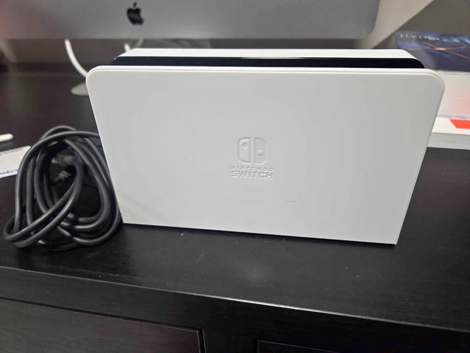 Official Nintendo Oled dock and charger