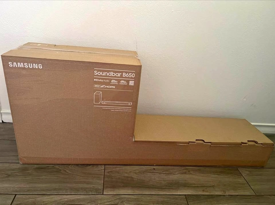 BRAND NEW Samsung B650 3.1ch Soundbar w/ Wireless Subwoofer