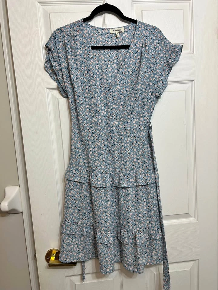Light Blue Floral Summer Dress - M