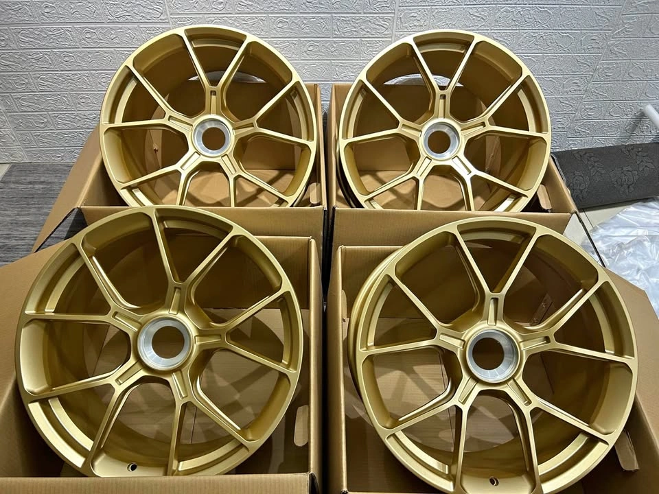 Porsche 992 Centre Lock Wheels Aston Forged AF992 Aurum Gold