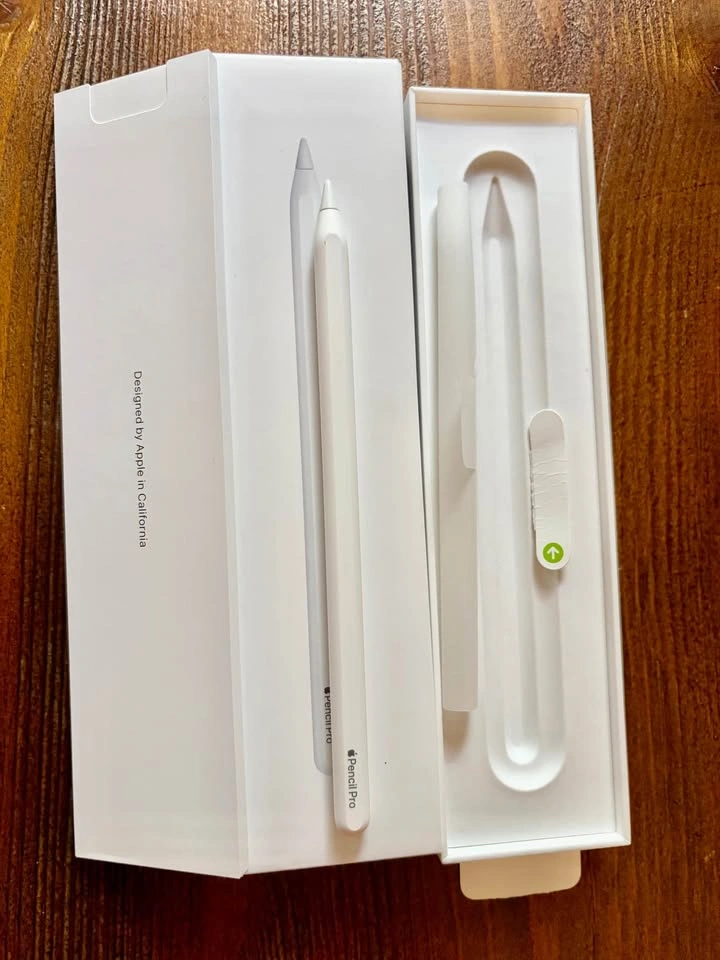 Apple Pencil Pro – Like New - photo 2