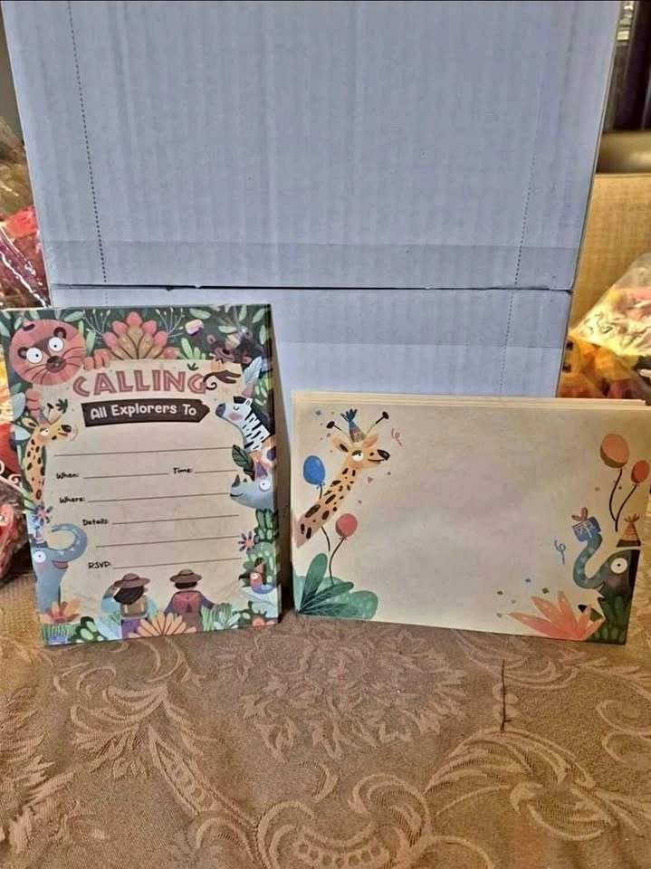 Safari Theme Party invitations and envelopes - brand new