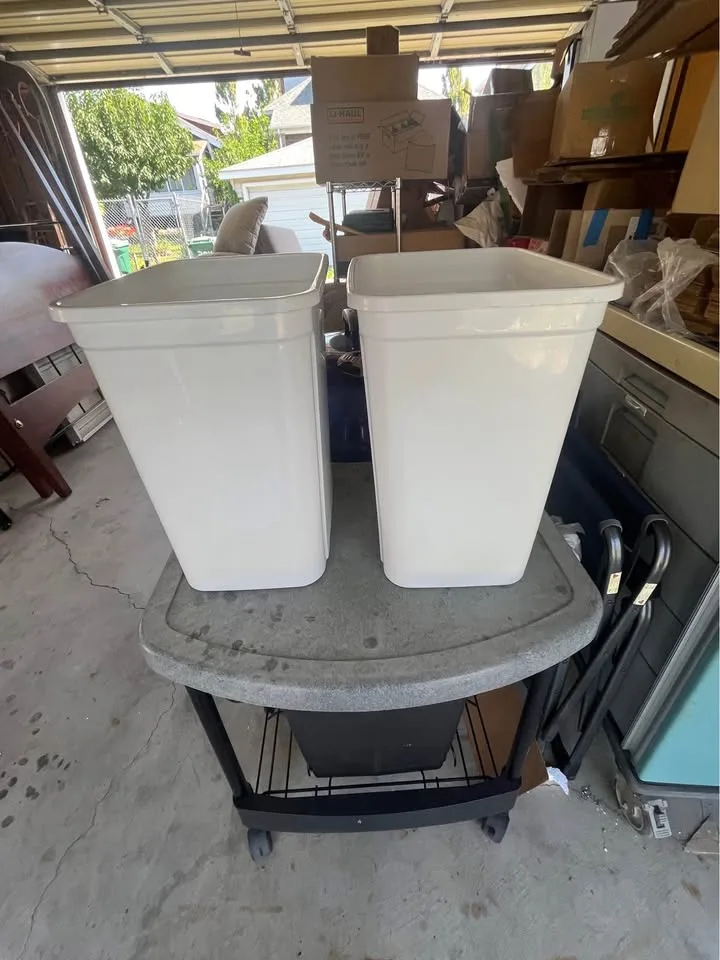 Pair (2) Mainstay plastic Kitchen Wastebasket / Recycling image indicator(7)