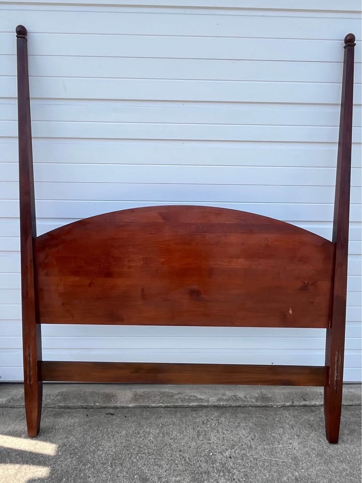 Kincaid Queen Pencil Post Bed - photo 2