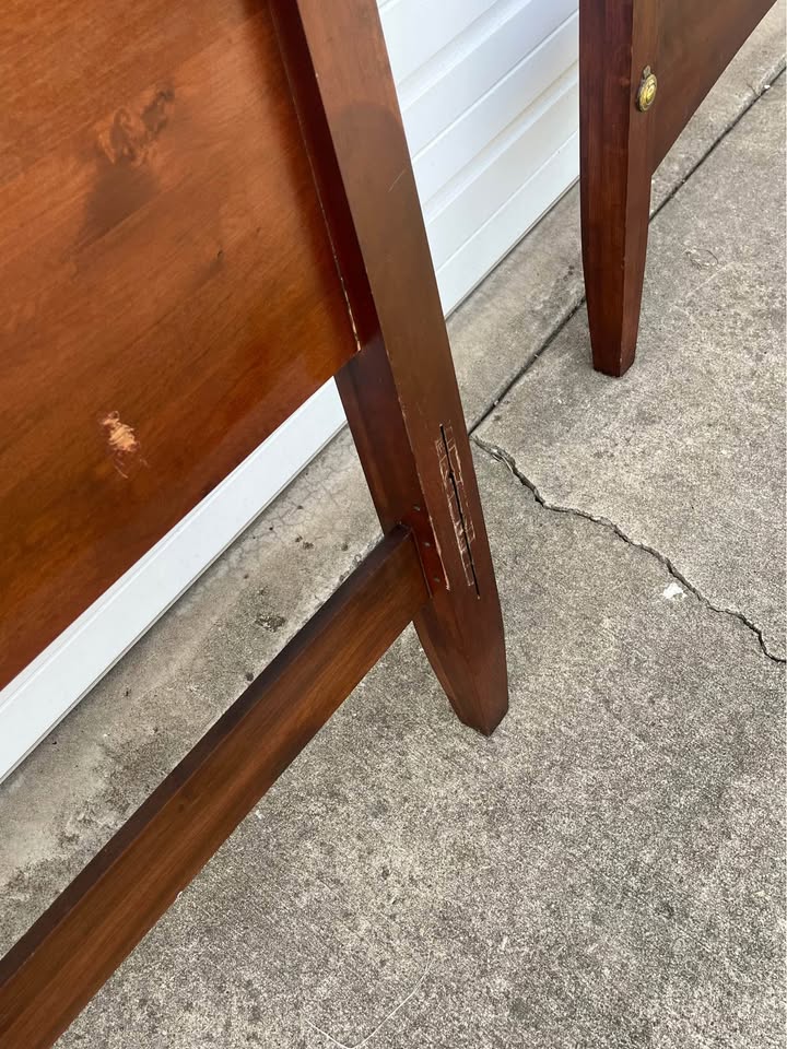 Kincaid Queen Pencil Post Bed - photo 5