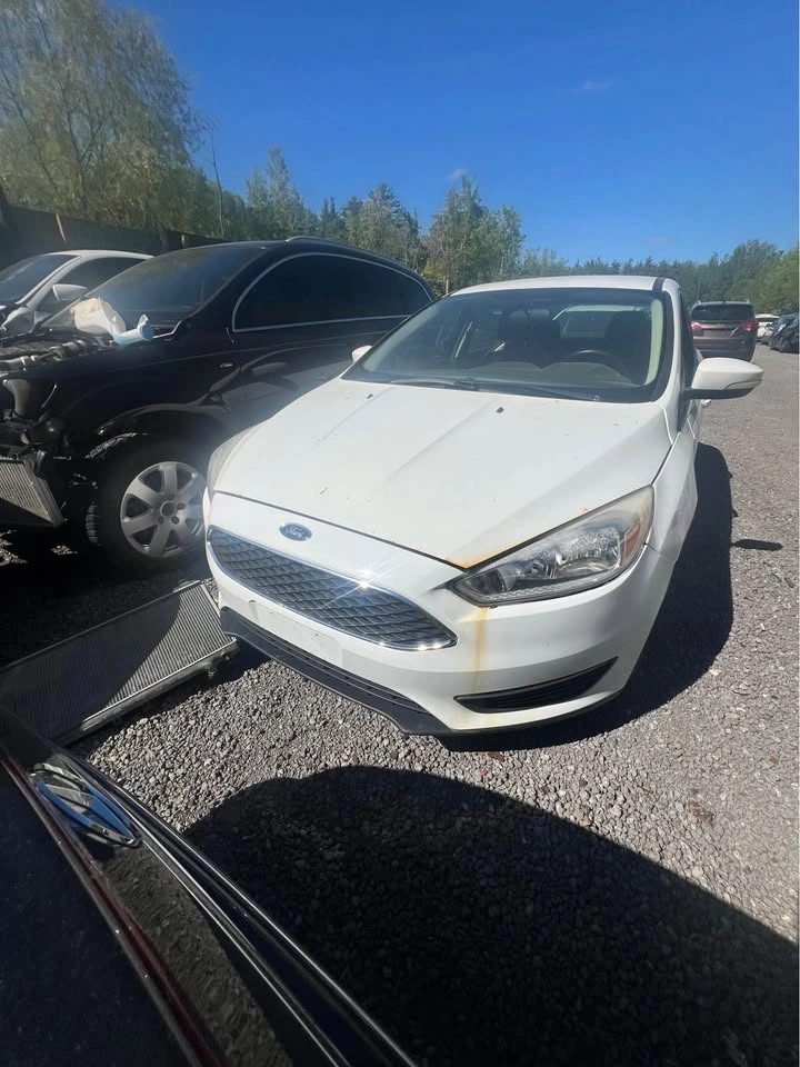 2015-2018 White Ford Focus Sedan Body Parts - photo 2