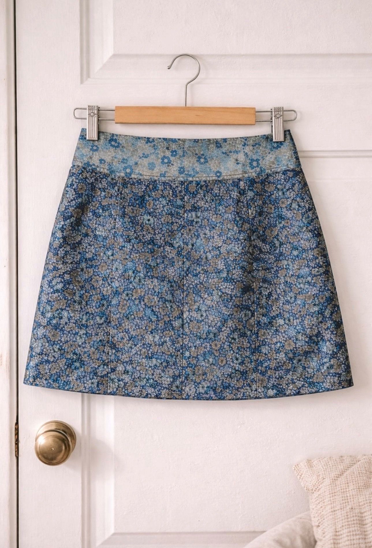 Urban Outfitters Blue Floral Mini Skirt XS/TP - photo 4