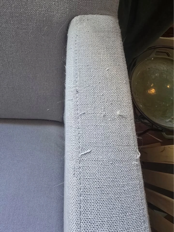 Couch - photo 5