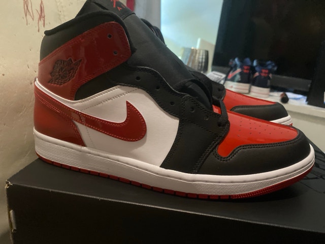 AIR JORDAN 1 MID SE black/varsity red – white - photo 4