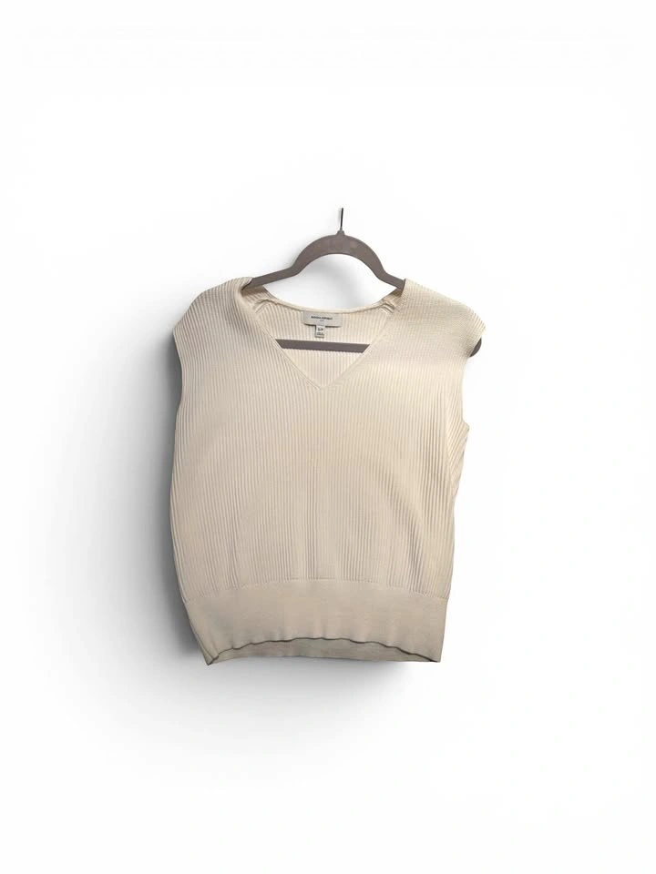 Banana Republic sleeveless sweater (white)