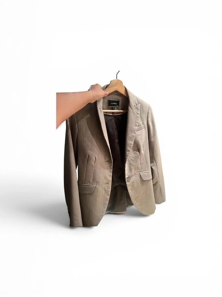 Le Chateau beige-grey blazer