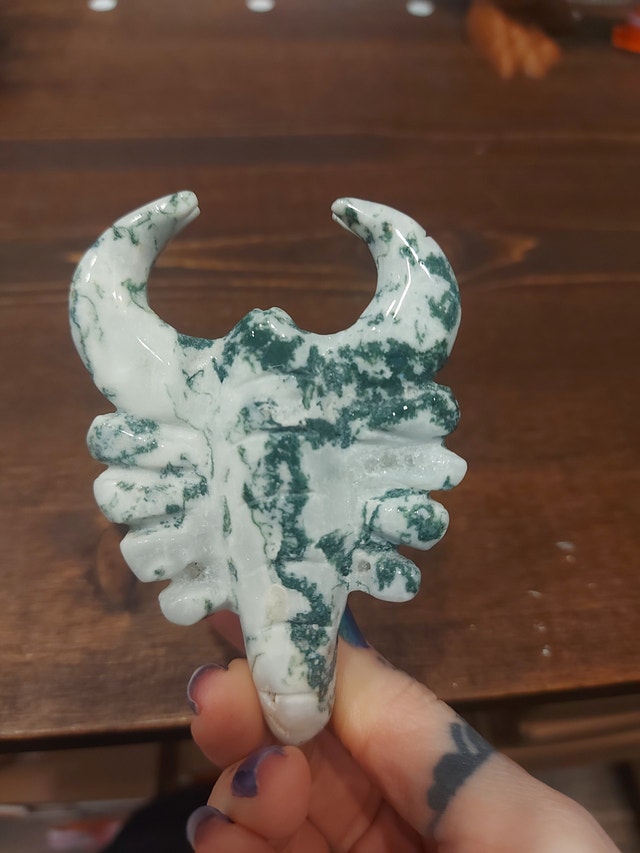 Moss Agate Scorpion Carving - photo 2