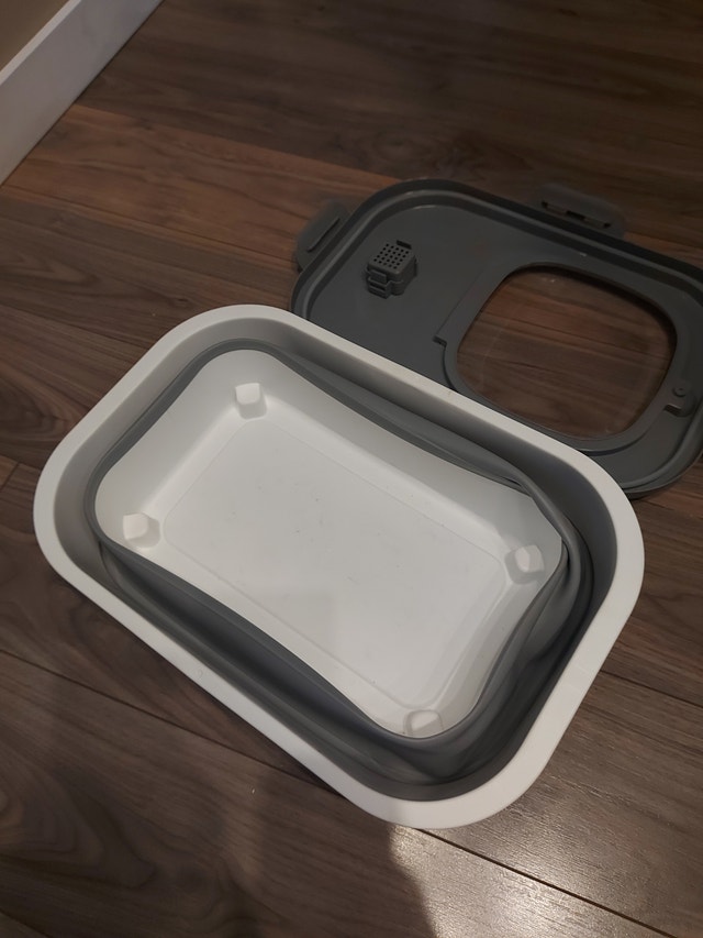 Collapsible Pet Food Storage Container - photo 3