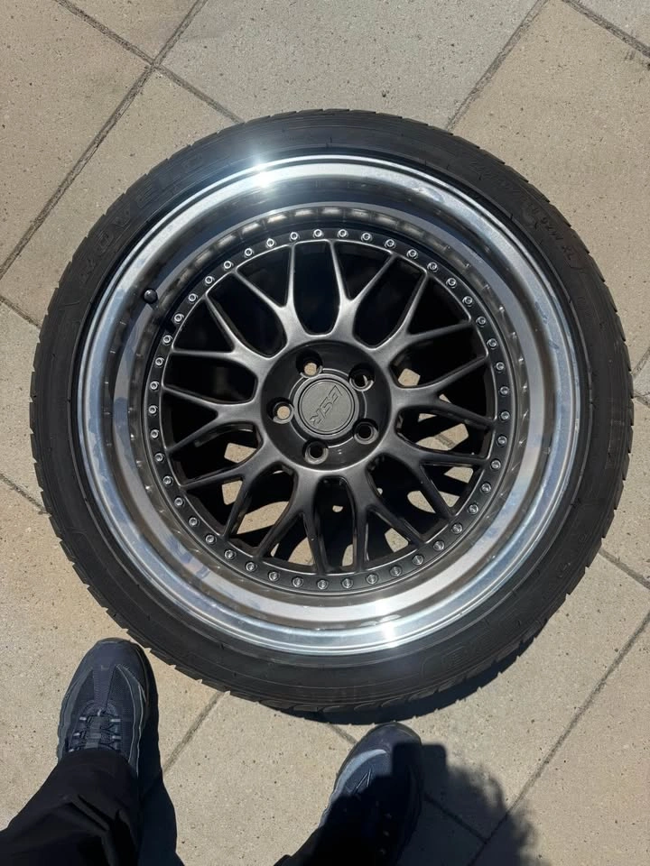 ESR SR01 5x100 18x8.5 - photo 3
