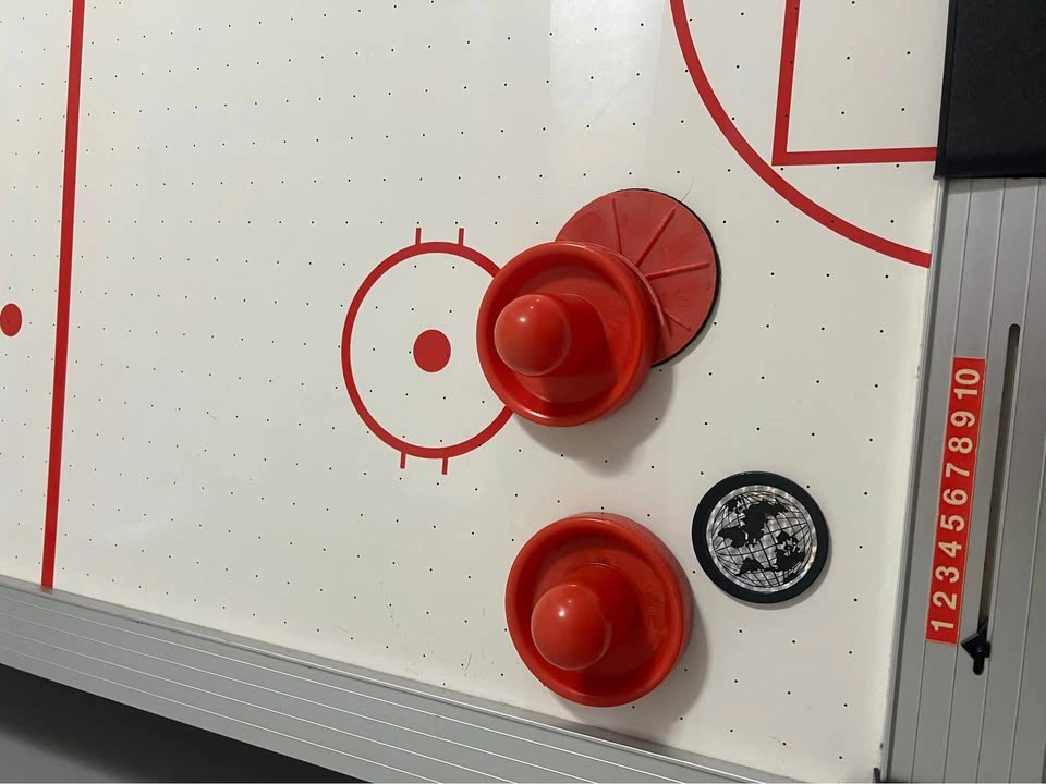 Air Hockey Table - photo 3