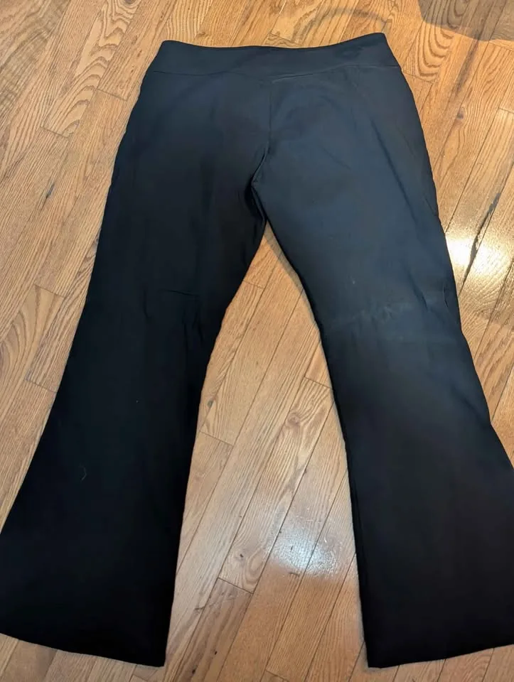 Ladies boot cut trousers, size large. Waterdown pickup image indicator(2)