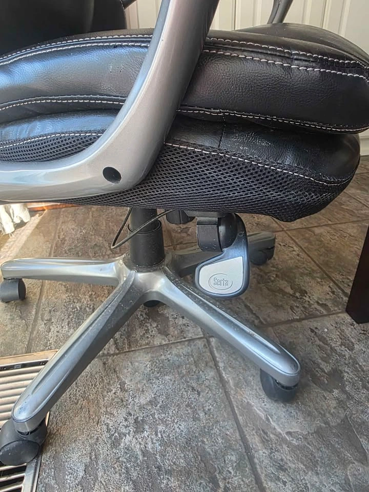 Gaming/office chair - photo 2