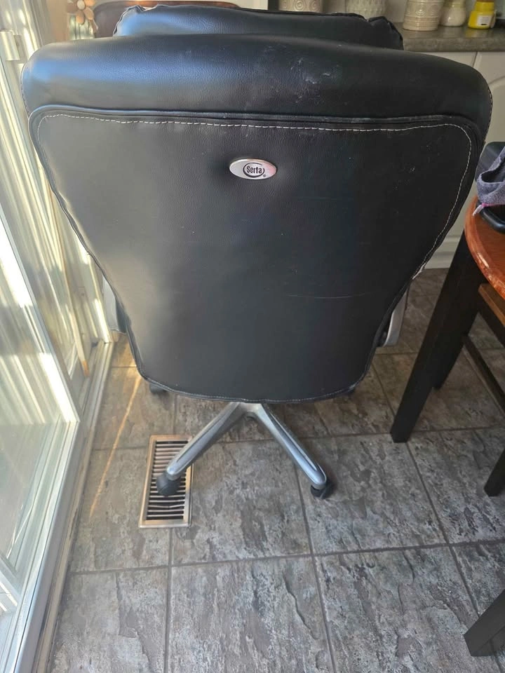 Gaming/office chair - photo 4