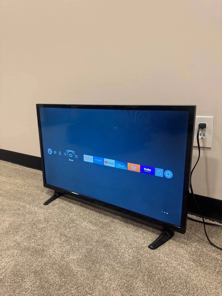 33 in FireTV - photo 3