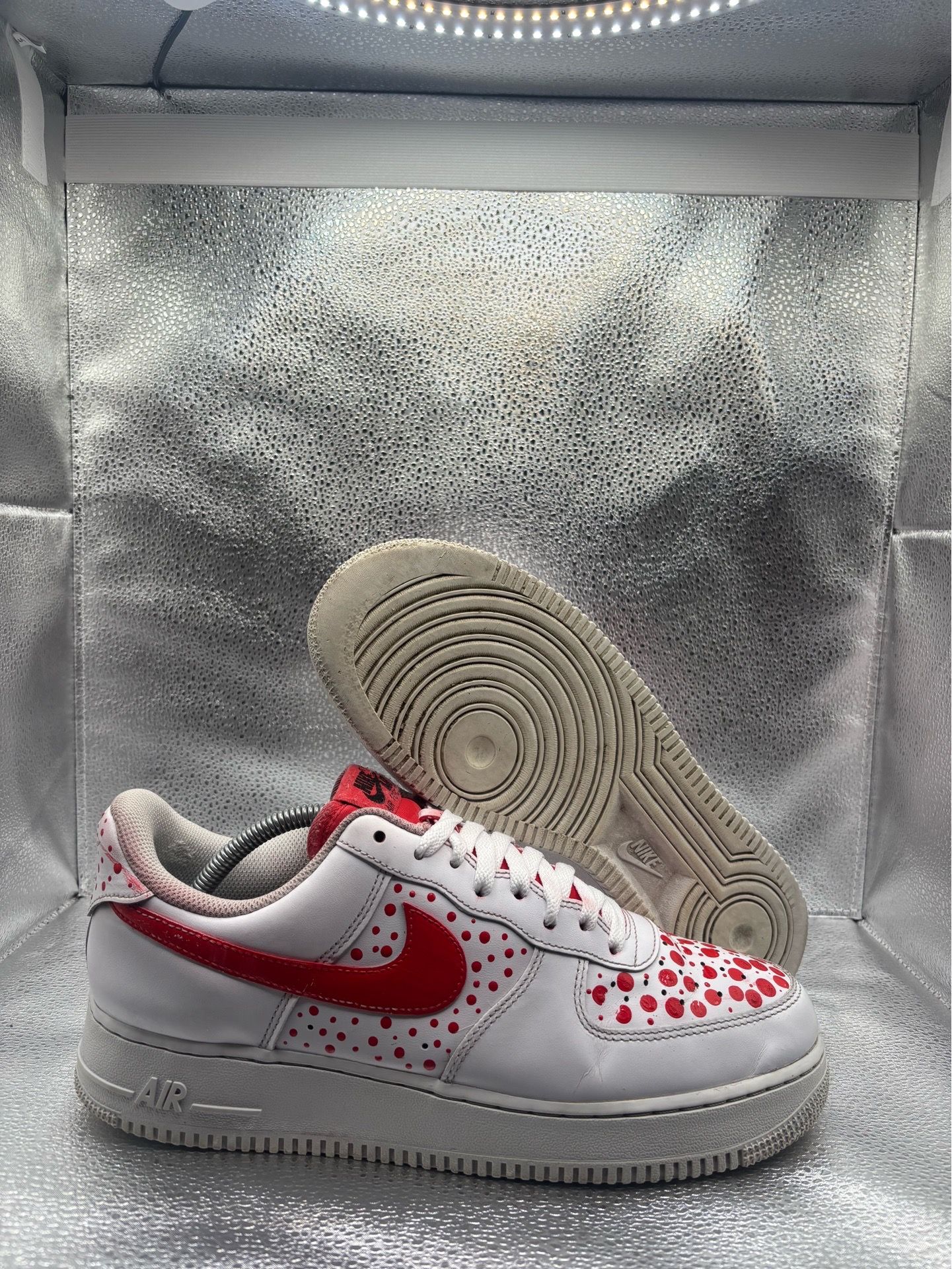 Air Force 1 low triple white flyease (custom painted)
