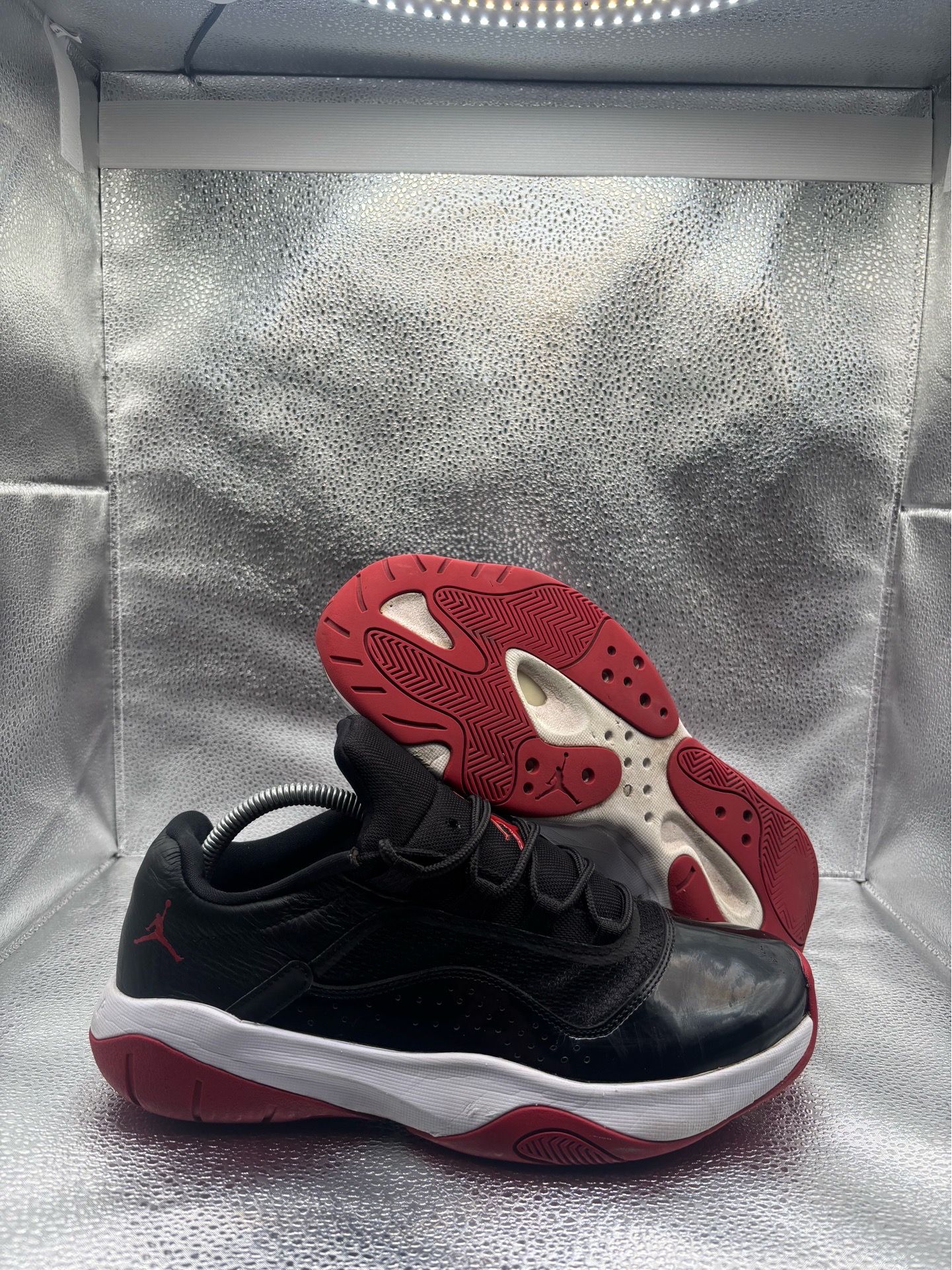 Air Jordan 11 low CMFT bred