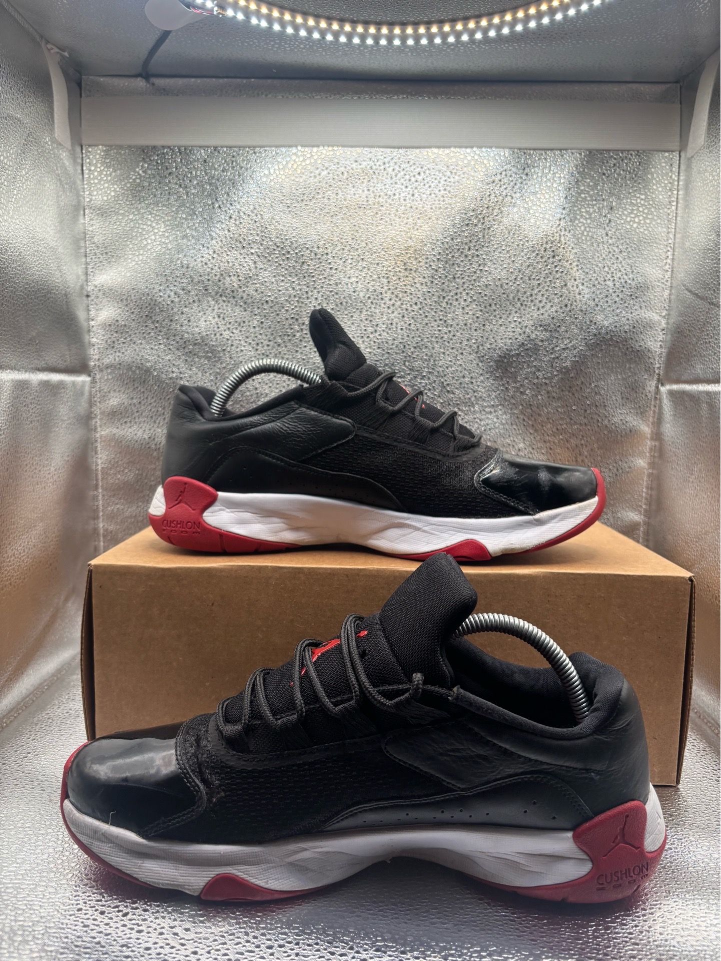 Air Jordan 11 low CMFT bred - photo 5