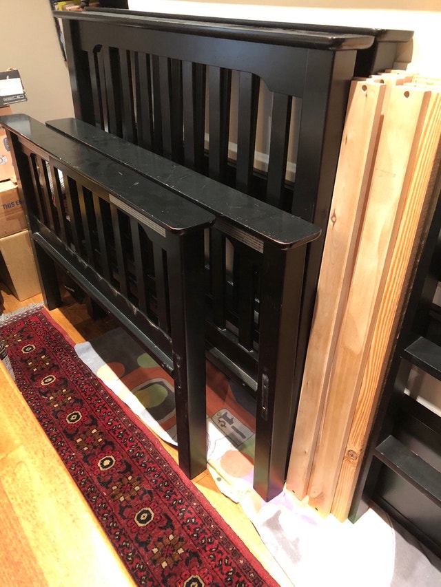 Bunk Beds - twin size. 100% complete, good quality - photo 4