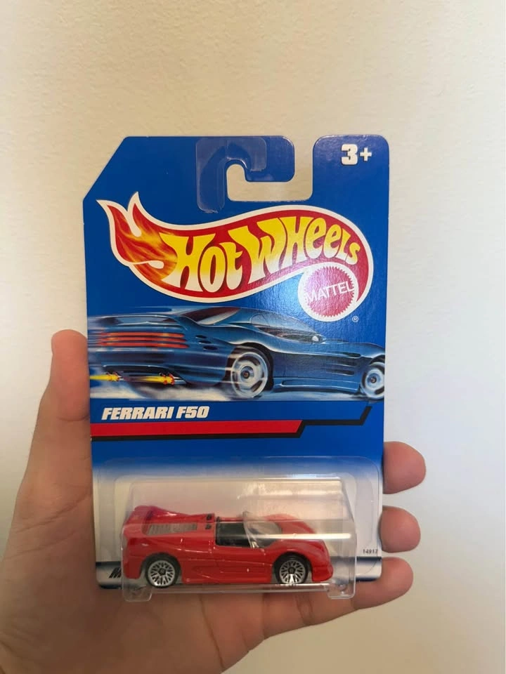 Hot Wheels Ferrari F50 - photo 2