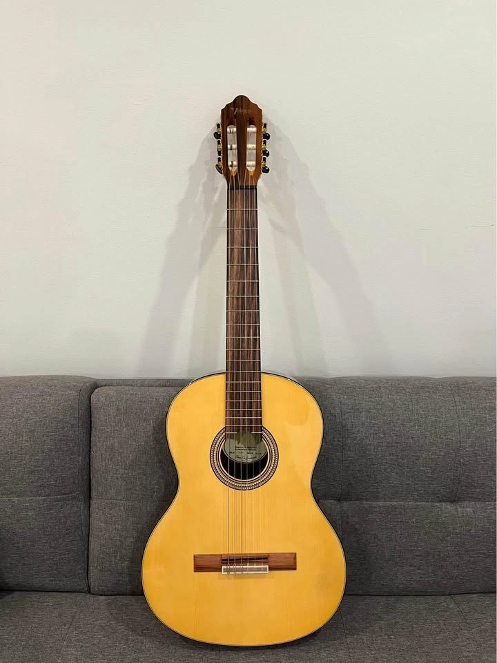 Valencia Guitar